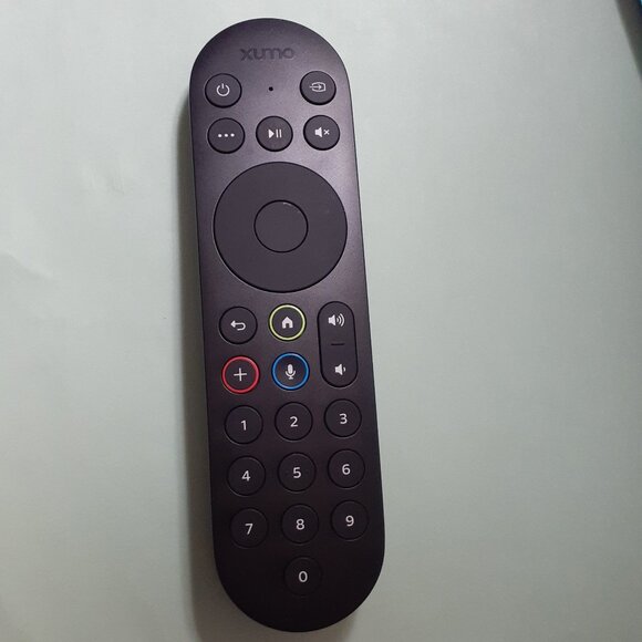 Xfinity Comcast XR100 XUMO Streaming Smart Receiver Device Remote Voice Control - Picture 1 of 4